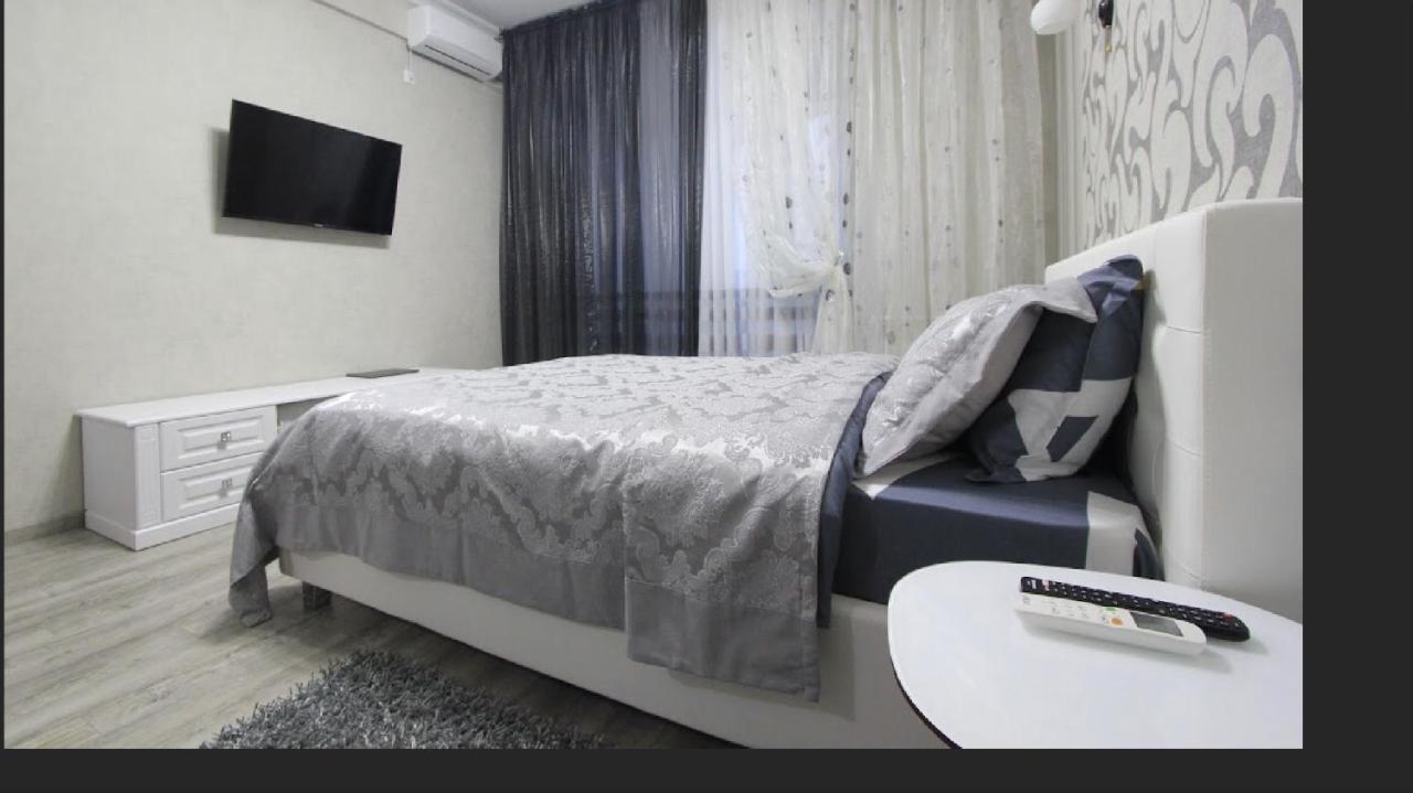 Luxury Exclusive Apartments Skyhouse Exfactor Chisinau Exterior foto